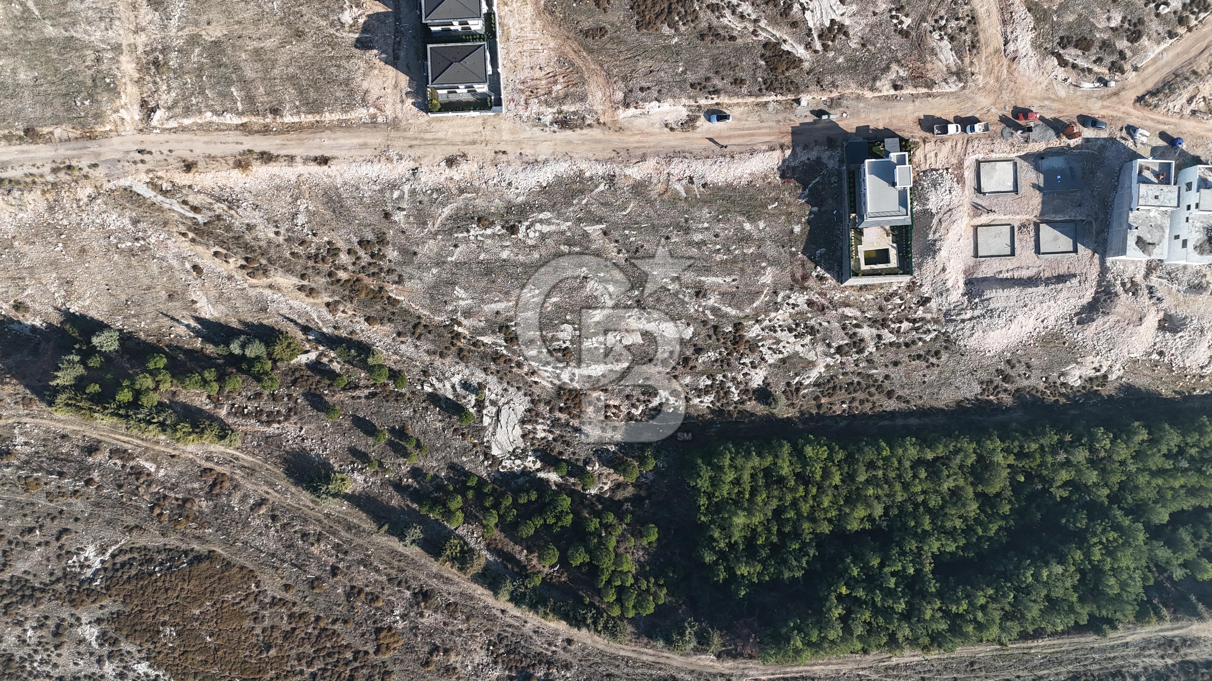 Menemen Seyrek Villakent'te 796 m2 Kat Karşılığı Arsa