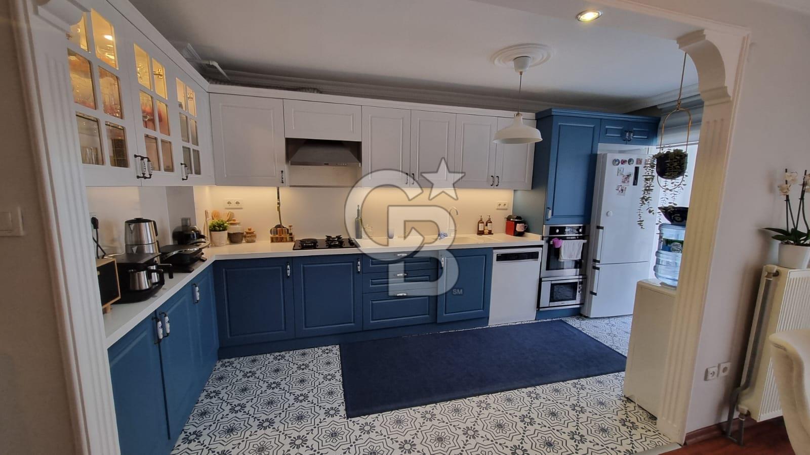 Girne Caddesi Paraleli Satılık 4+1 Dubleks Teraslı Daire