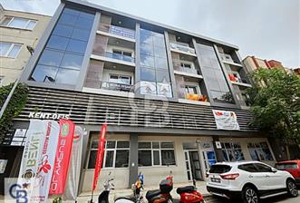 Çınar'a Yakın Kent Ofiste Satılık Eşyalı Teraslı Ofis