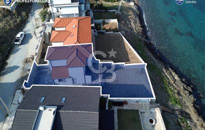 Karaburun Merkez Mahallesi Kuyucak'da 3+1 Denize Sıfır Villa