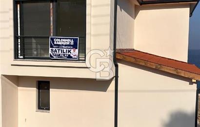 Karaburun Merkez Mahallesi Kuyucak'da 3+1 Denize Sıfır Villa