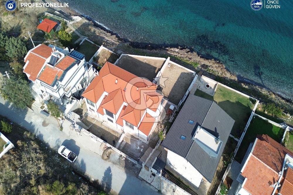 Karaburun Merkez Mahallesi Kuyucak'da 3+1 Denize Sıfır Villa