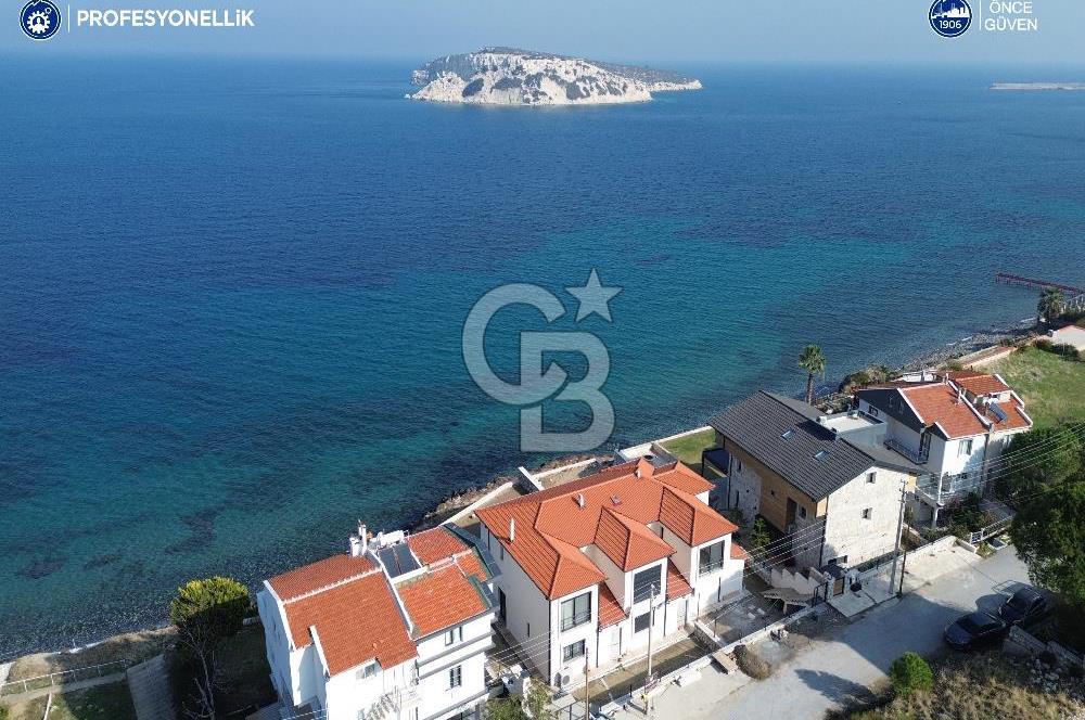 Karaburun Merkez Mahallesi Kuyucak'da 3+1 Denize Sıfır Villa
