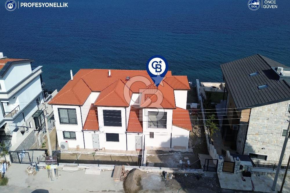 Karaburun Merkez Mahallesi Kuyucak'da 3+1 Denize Sıfır Villa