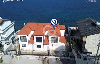 Karaburun Merkez Mahallesi Kuyucak'da 3+1 Denize Sıfır Villa