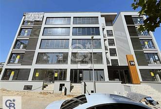 Adalet Demirten 38 Office' de Kiralık 40m2 2.Kat Sıfır Ofis