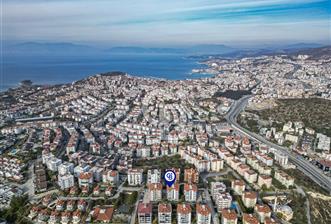 Kuşadası Kadınlar Denizi Mahallesinde Deniz Manzaralı Geniş 3+1 Daire