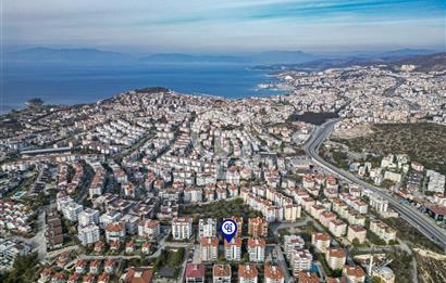 Kuşadası Kadınlar Denizi Mahallesinde Deniz Manzaralı Geniş 3+1 Daire