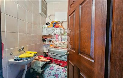 Kuşadası Kadınlar Denizi Mahallesinde Deniz Manzaralı Geniş 3+1 Daire