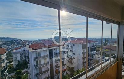 Kuşadası Kadınlar Denizi Mahallesinde Deniz Manzaralı Geniş 3+1 Daire