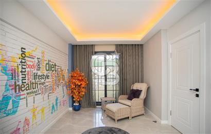 Foça Kocamehmetlerde Satılık 4+1 Dubleks Havuzlu Villa