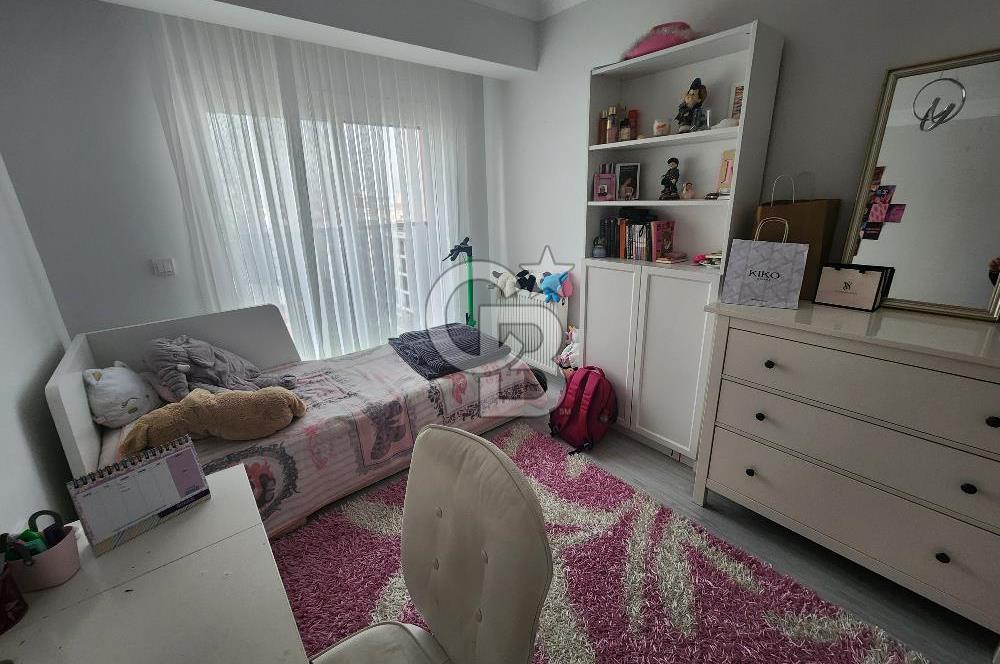 KARSIYAKA ŞEMİKLER DE SATILIK 3+1 DAIRE