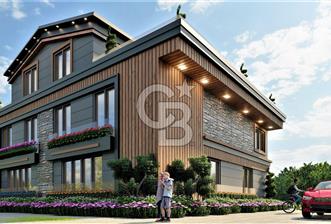 DARICA TUZLA CADDESİNDE 7+2 VİLLA 