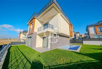 Gülmahal Güzelce Kiralık Villa (Müstakil Bahçe Ve Havuz) - 1 - 249370