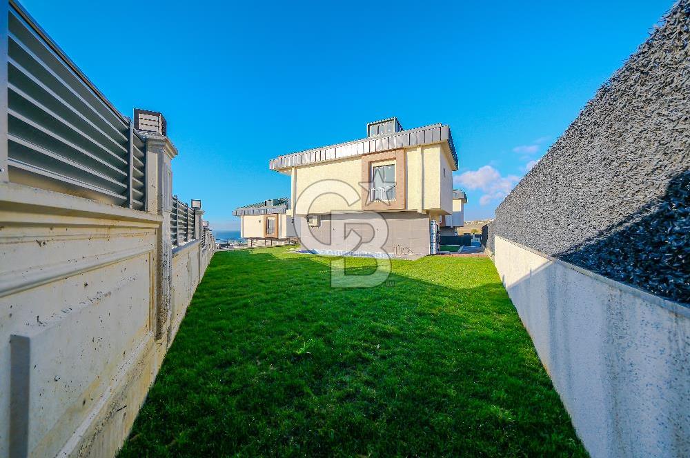 Gülmahal Güzelce Kiralık Villa (Müstakil Bahçe Ve Havuz)