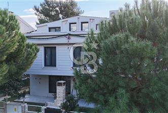 iZMİR Bornova Evka3 Profesörler Sitesi Satılık 5+1 Triplex Villa