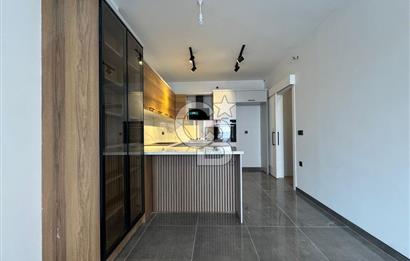 EDREMİT MEYDANDA OFİS KULLANIMINA UYGUN 1+1 SATILIK DAİRE