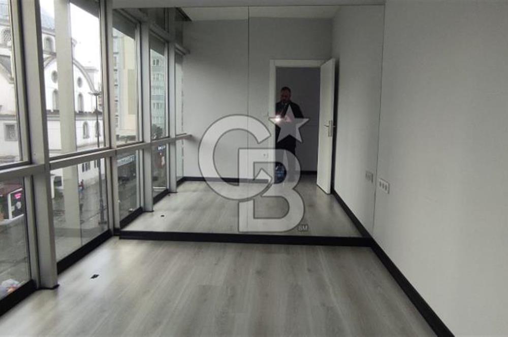 TAŞDELEN MERKEZ YÜRÜYÜŞ YOLUNDA MASRAFSIZ KLİMALI HOME OFİS