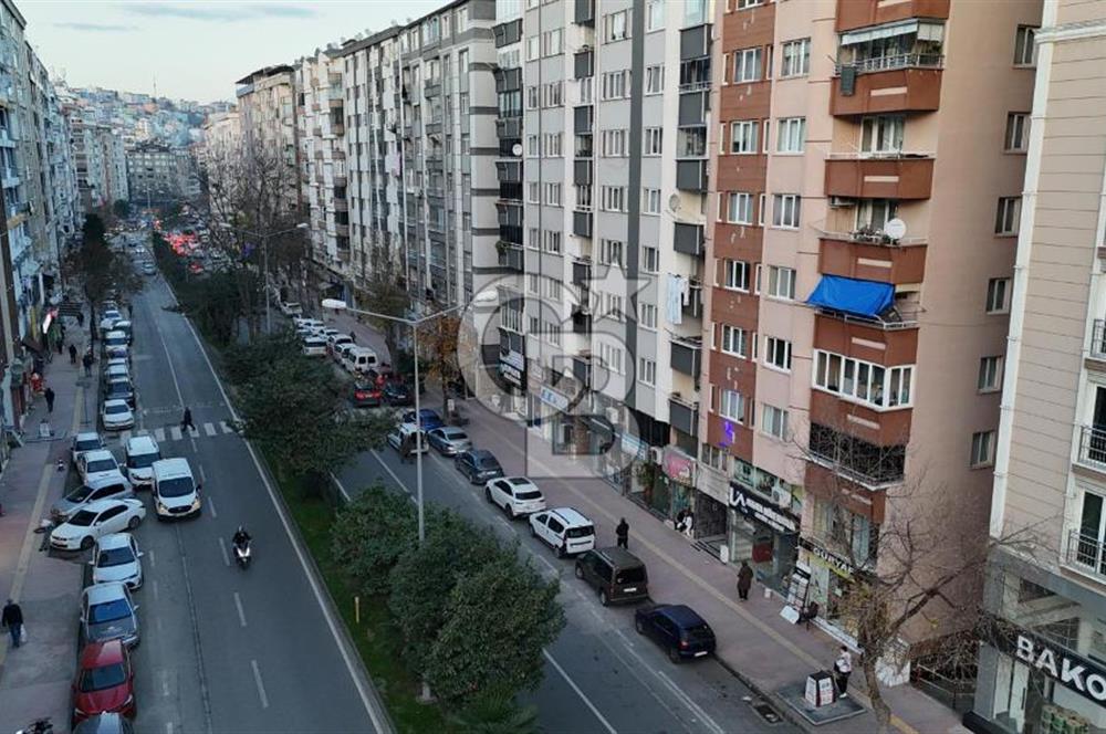 CB/PARK RUŞEN OKUL'DAN 100.YIL BUL.CEPHE SATILIK DÜKKAN
