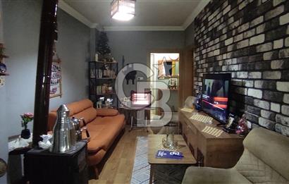 KEMAL TÜRKLER DE 2+1 ARAKAT MERKEZİ KONUMDA FIRSAT DAİRE