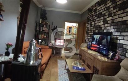 KEMAL TÜRKLER DE 2+1 ARAKAT MERKEZİ KONUMDA FIRSAT DAİRE