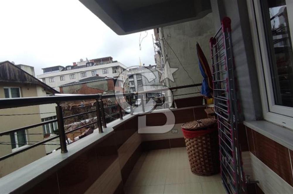 KEMAL TÜRKLER DE 2+1 ARAKAT MERKEZİ KONUMDA FIRSAT DAİRE