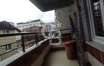 KEMAL TÜRKLER DE 2+1 ARAKAT MERKEZİ KONUMDA FIRSAT DAİRE