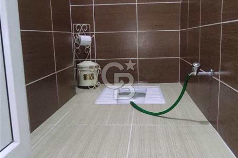 KEMAL TÜRKLER DE 2+1 ARAKAT MERKEZİ KONUMDA FIRSAT DAİRE