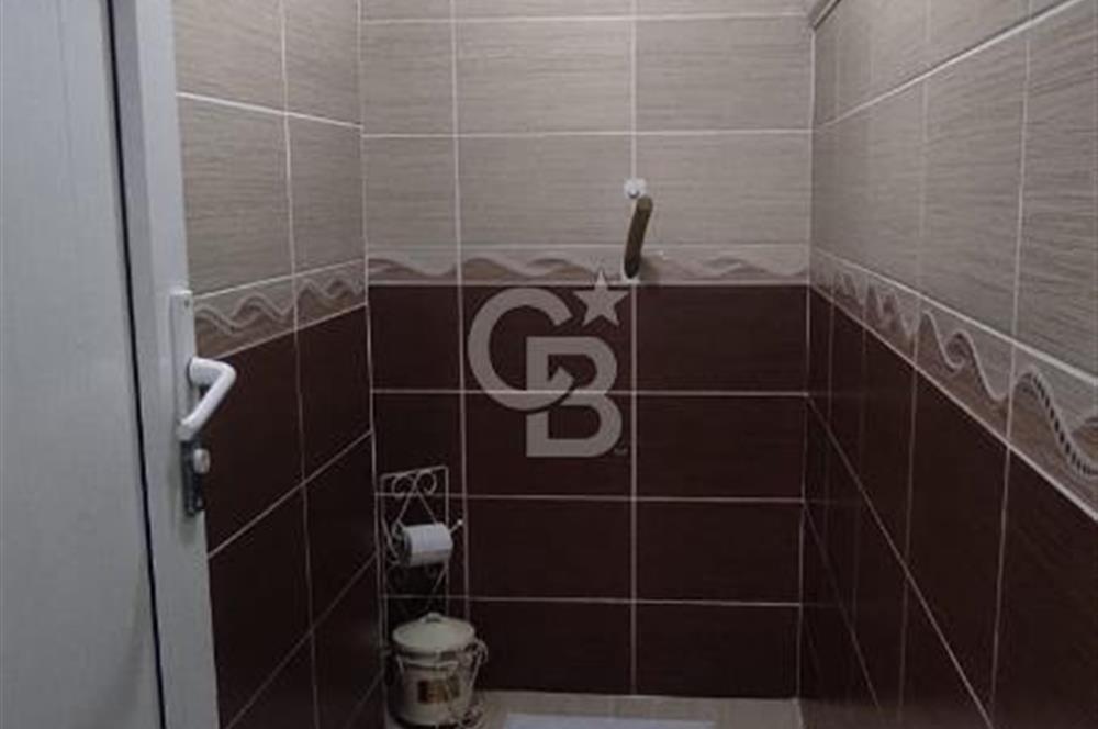 KEMAL TÜRKLER DE 2+1 ARAKAT MERKEZİ KONUMDA FIRSAT DAİRE