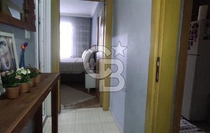 KEMAL TÜRKLER DE 2+1 ARAKAT MERKEZİ KONUMDA FIRSAT DAİRE