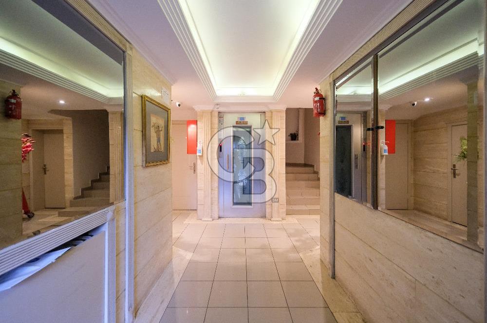 Satılık Yeni ulus sitesi 4+1 balkonlu arakat Daire