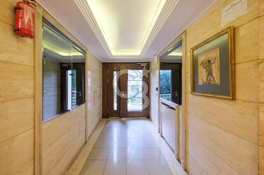 Satılık Yeni ulus sitesi 4+1 balkonlu arakat Daire