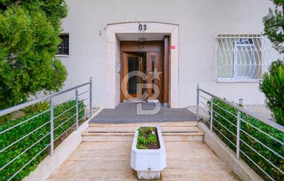 Satılık Yeni ulus sitesi 4+1 balkonlu arakat Daire
