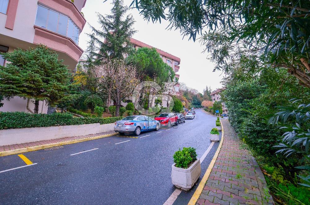 Satılık Yeni ulus sitesi 4+1 balkonlu arakat Daire