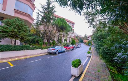 Satılık Yeni ulus sitesi 4+1 balkonlu arakat Daire