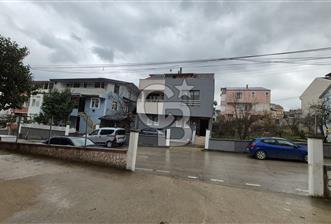 CB TOWER BAŞİSKELE YAYLACIK'TA 3 KATLI KOMPLE SATILIK BİNA 