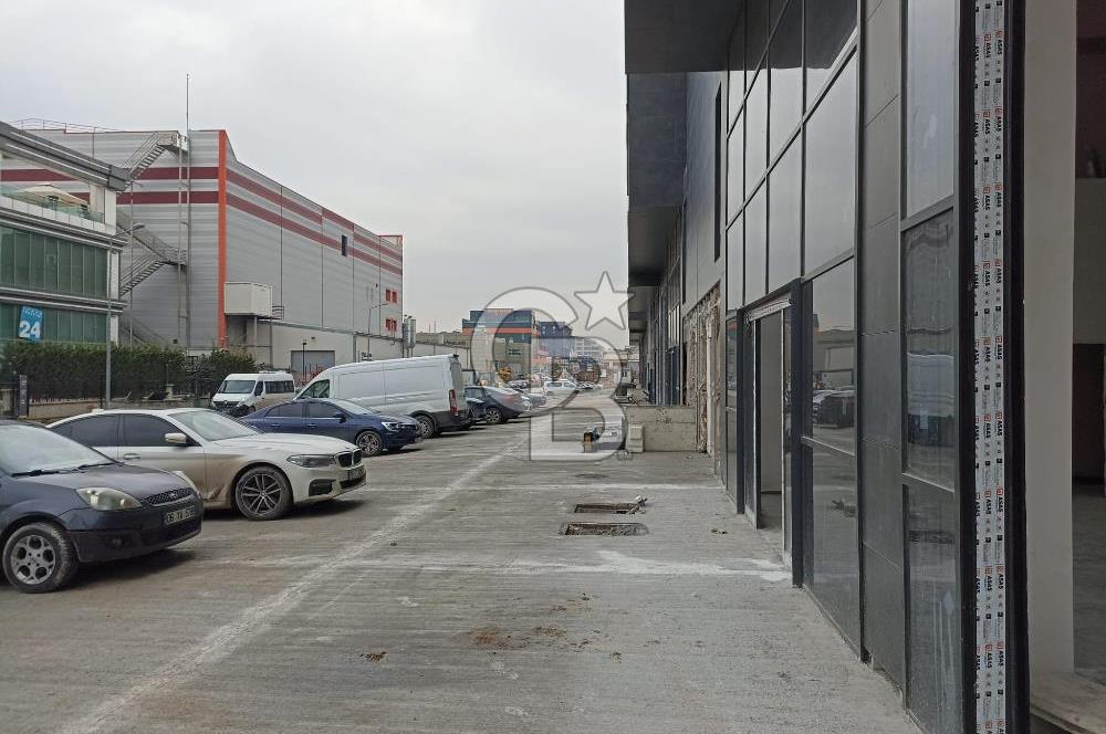 İVEDİK OSB,ASANSÖRLÜ,GÖKÇEK BULVARI PARALELİ KÖŞE BAŞI KİRALIK DÜKKAN
