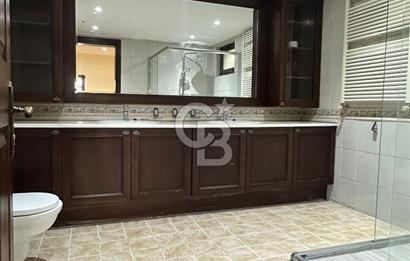 İstanbul Dragos da Full Tadilatlı Müstakil,Havuzlu Kiralık Villa