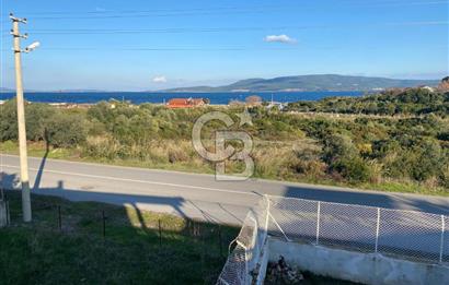 Urla Gülbahçede Deniz Manzaralı Satılık Villa