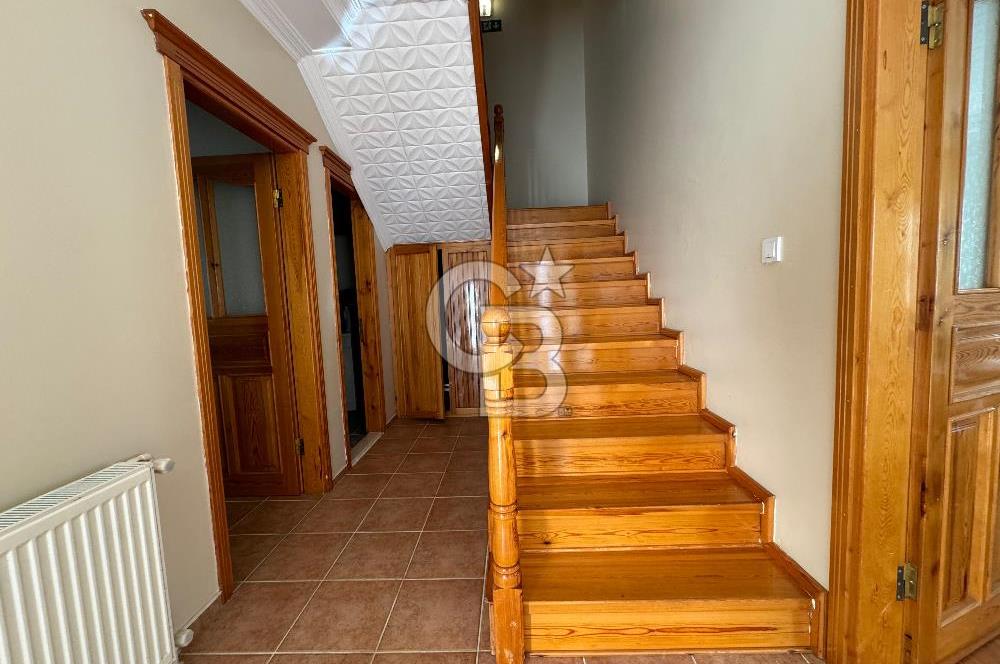 Cunda nın En Geniş ve Ferah Villası