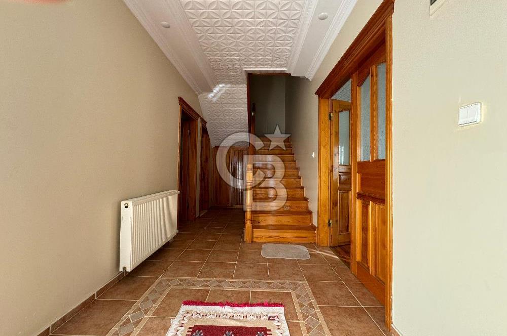 Cunda nın En Geniş ve Ferah Villası
