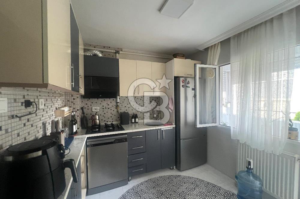 Karabağlar’da 3+1 Ferah 140m2 Arakat Satılık Daire