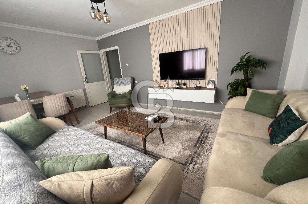 Karabağlar’da 3+1 Ferah 140m2 Arakat Satılık Daire