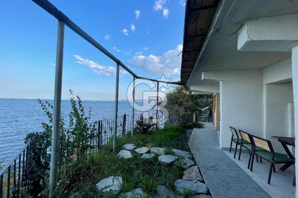 TRABZON'DA DENİZE SIFIR SATILIK TİCARİ + KONUT MÜLKÜ