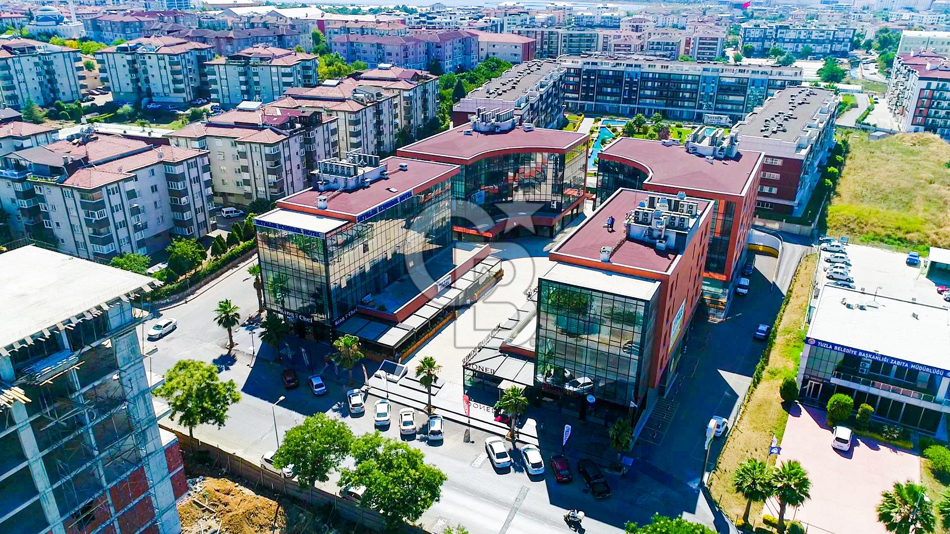 TUZLA TİCARET MERKEZİ 234 M2  SATILIK OFİS TERASLI BOŞ OFİS