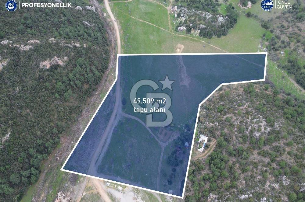 Karaburun Küçükbahçe'de Yerleşim Alanında 12.377 m2 Tarla