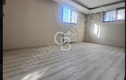 HARAÇÇI GÖÇMENKENTTE SATILIK 4+1 BAHÇE KATI