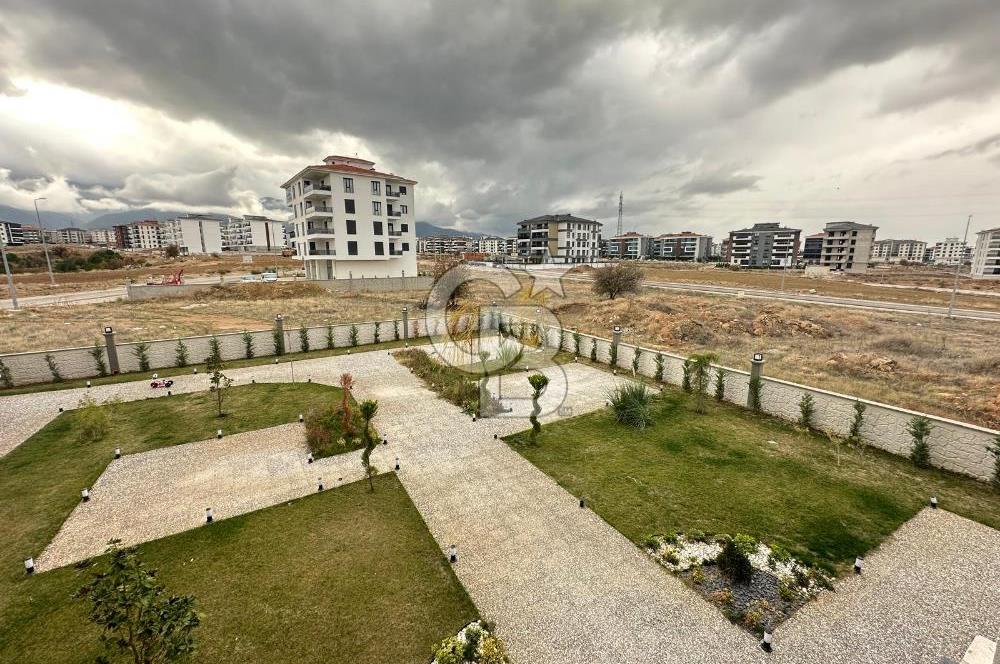 Yenişafak Mah. Arakat Site İçinde Satılık 3+1 160 M² Daireler