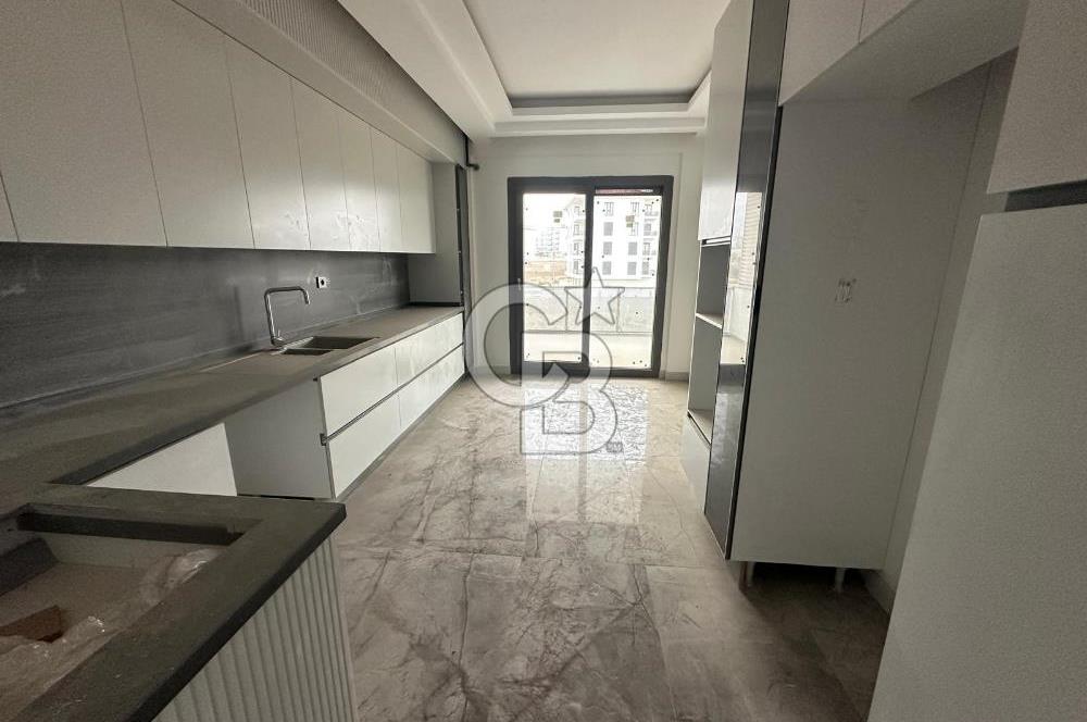 Yenişafak Mah. Arakat Site İçinde Satılık 3+1 160 M² Daireler