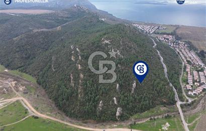 Karaburun Küçükbahçe'de Yerleşim Alanında 23.157 m2 Tarla